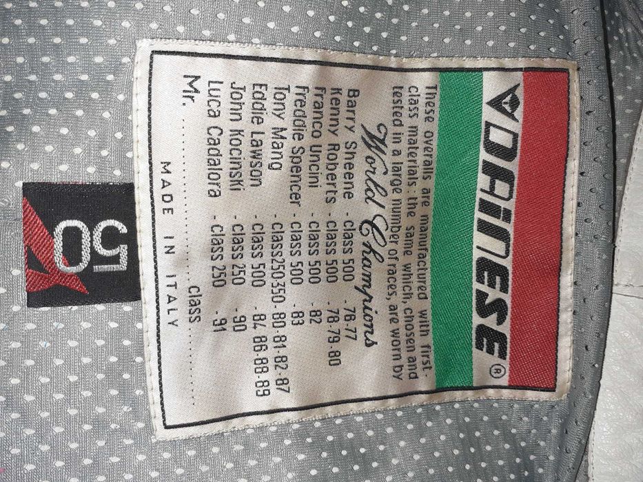 Fato para mota DAINESE + Kit de limpeza DAINESE