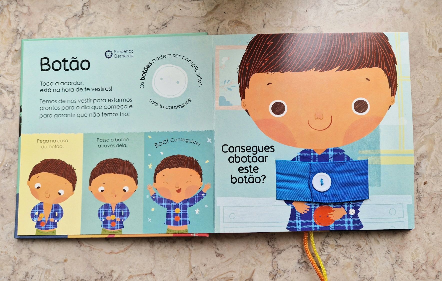 Livro Eu Consigo brinquedos bebé criança