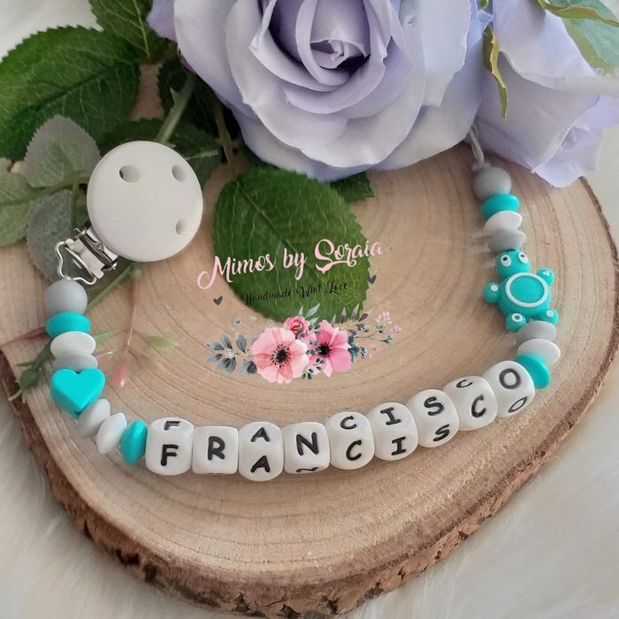 Prende-Chuchas / Prendedor de Chupeta - Vários - Personalizado