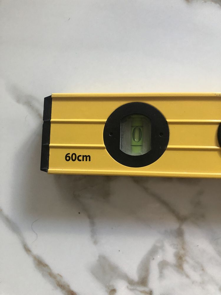 Продам строительный уровень  60 см. SIGMA