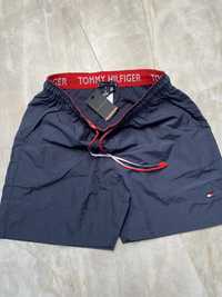 Granatowe męskie spodenki Tommy Hilfiger r. L