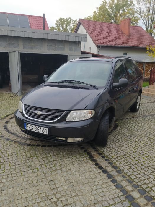 SPRZEDAM Samochód osobowy CHRYSLER VOYAGER 2.5 CRD 141 km. M