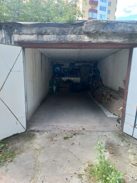 Продам капітальний гараж