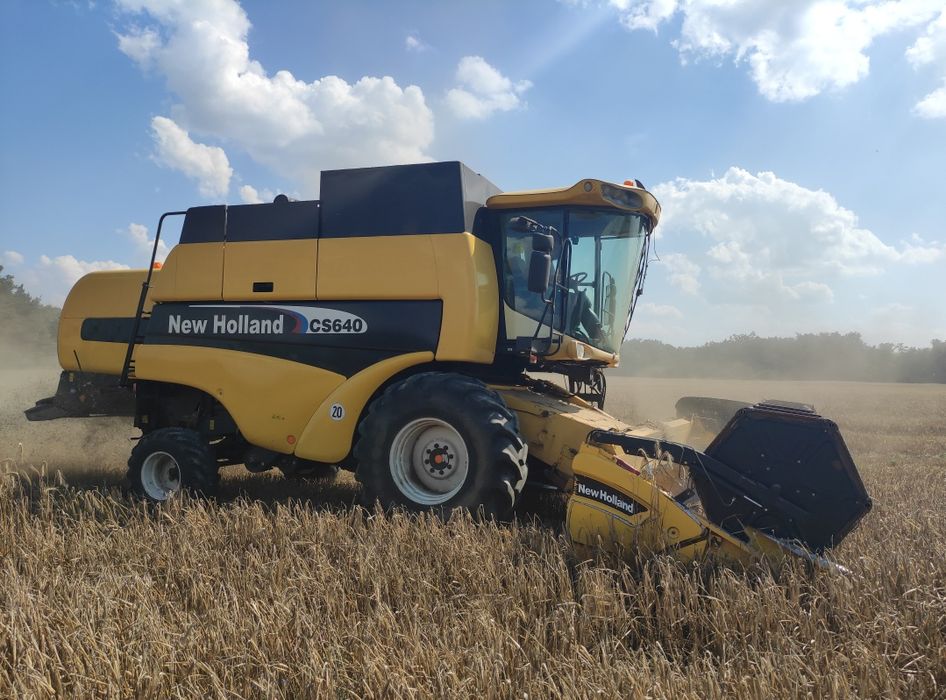 Kombajn New Holland CS 640 super stan tc