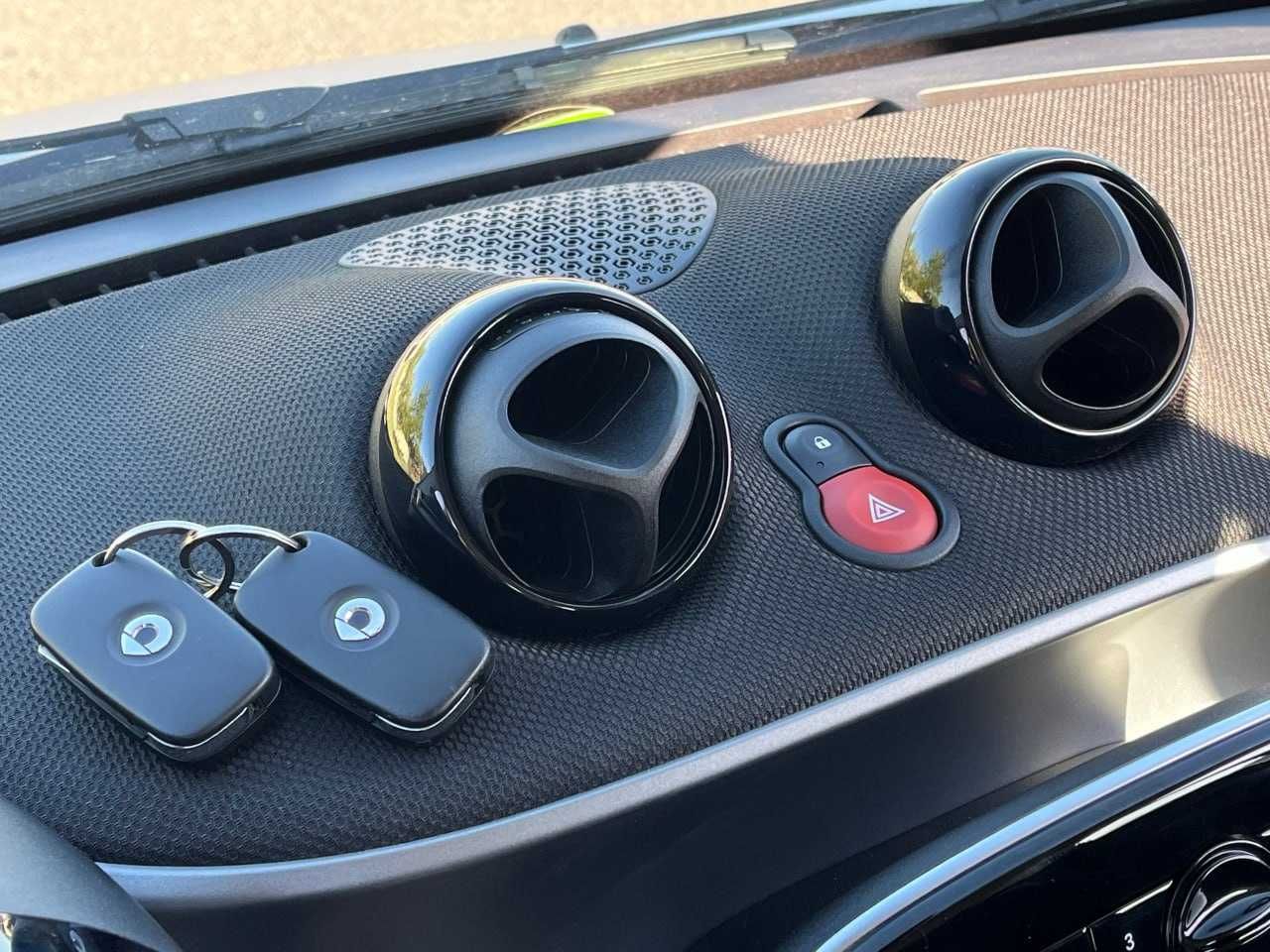 Продам Smart Fortwo 2017. Можна в розстрочку, під викуп