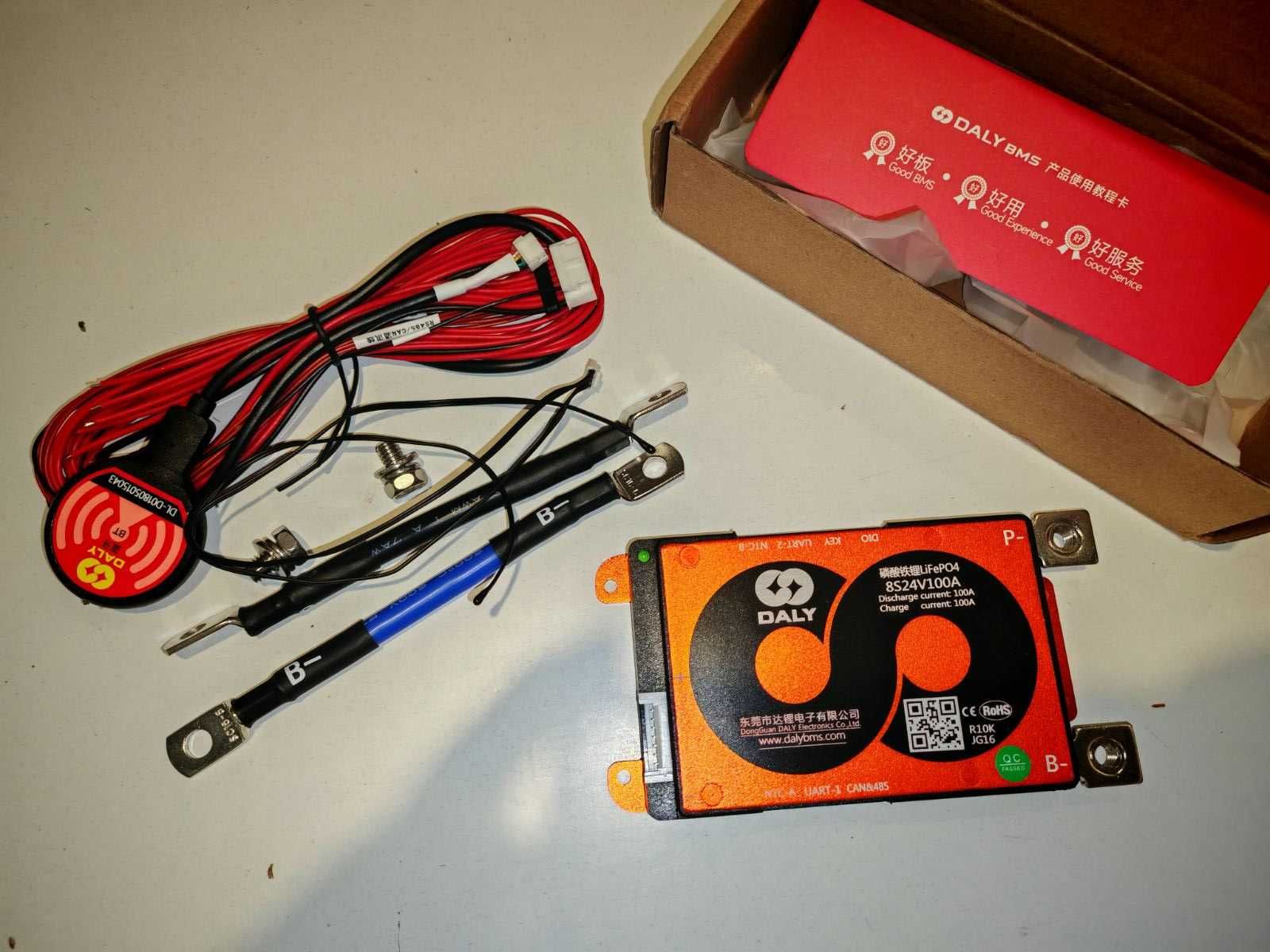 Smart BMS DaLy балансування LiFePo4 24V 8S 100A з Bluetooth