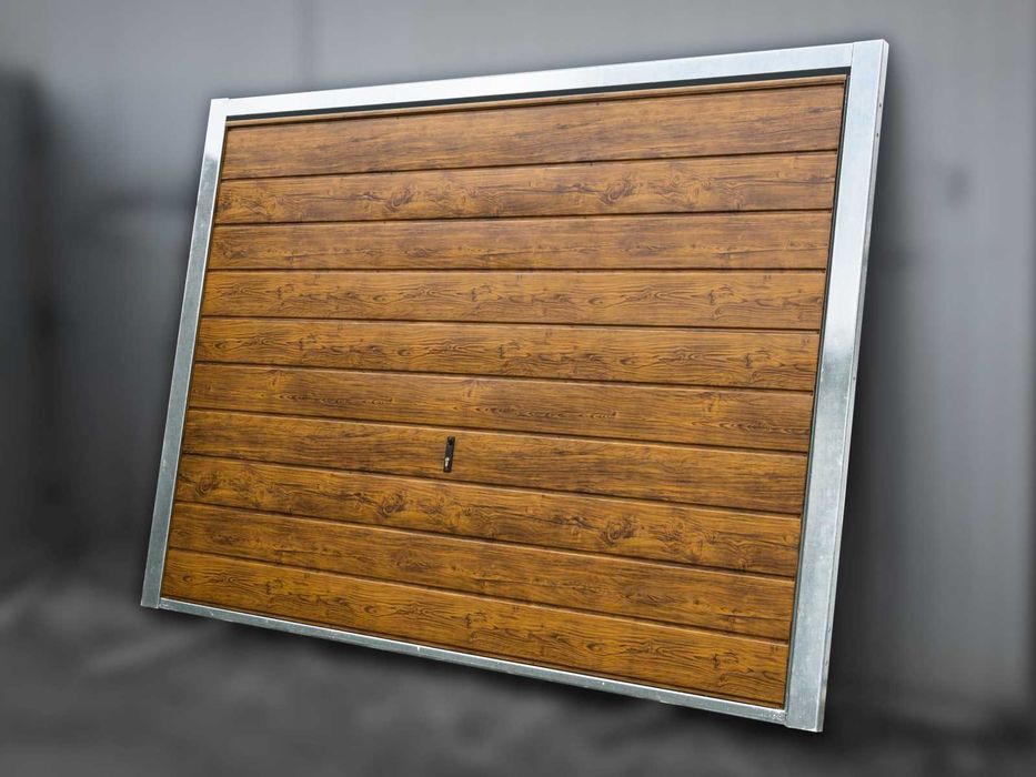 Brama garażowa uchylna Matowa Czerń 2380x2100mm T7