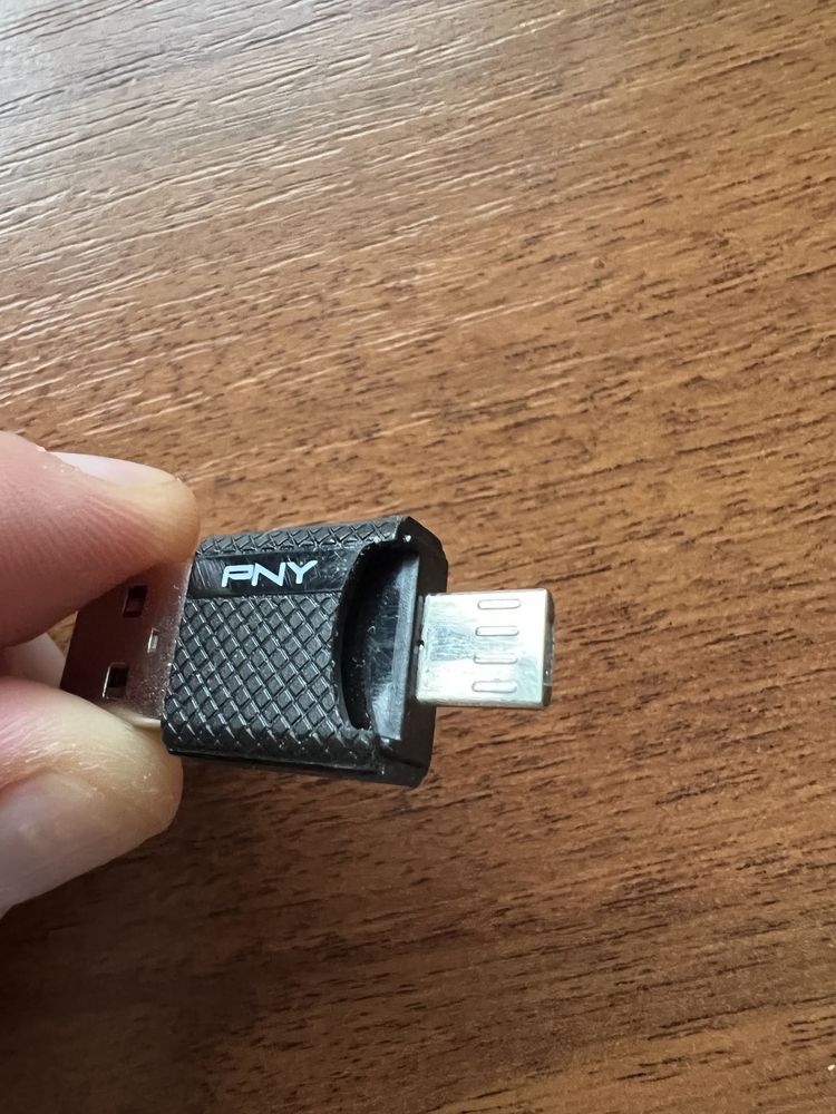 Переходник PNY USB-Type-C+ SD картридер