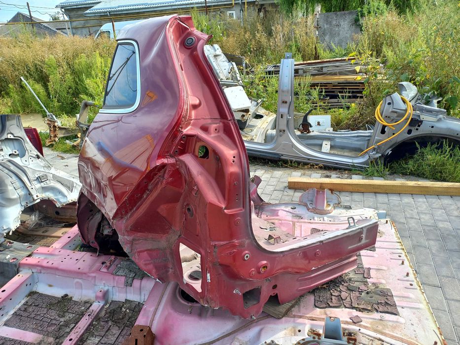 Четверть задня ліва Jeep Cherokee KL 14-18