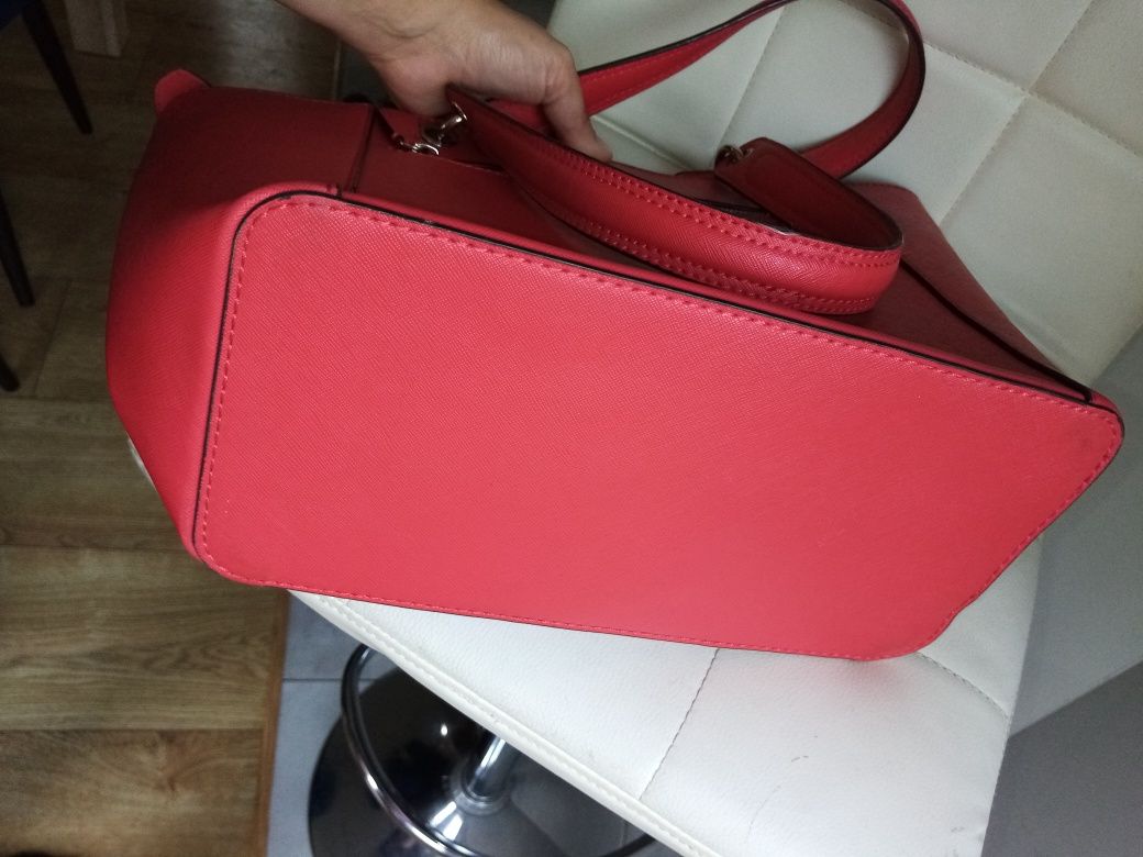 Torebka Guess czerwona oryginał
