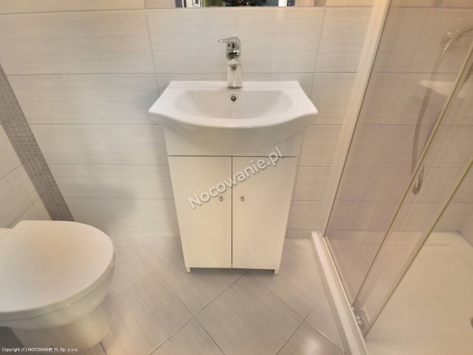 Noclegi Krynica pokój z łazienką, wieża widokowa