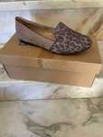 Slippers taupe tigresa novos interior em pele tamanho 37,