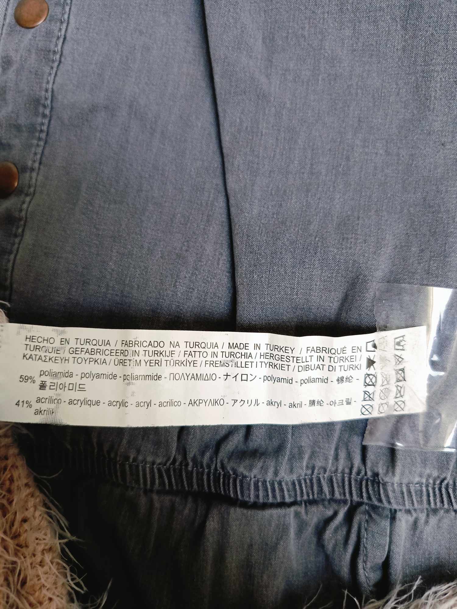 Stradivarius Sweter Damski Stylowy Wygodny Miękki Biały Rozmiar S