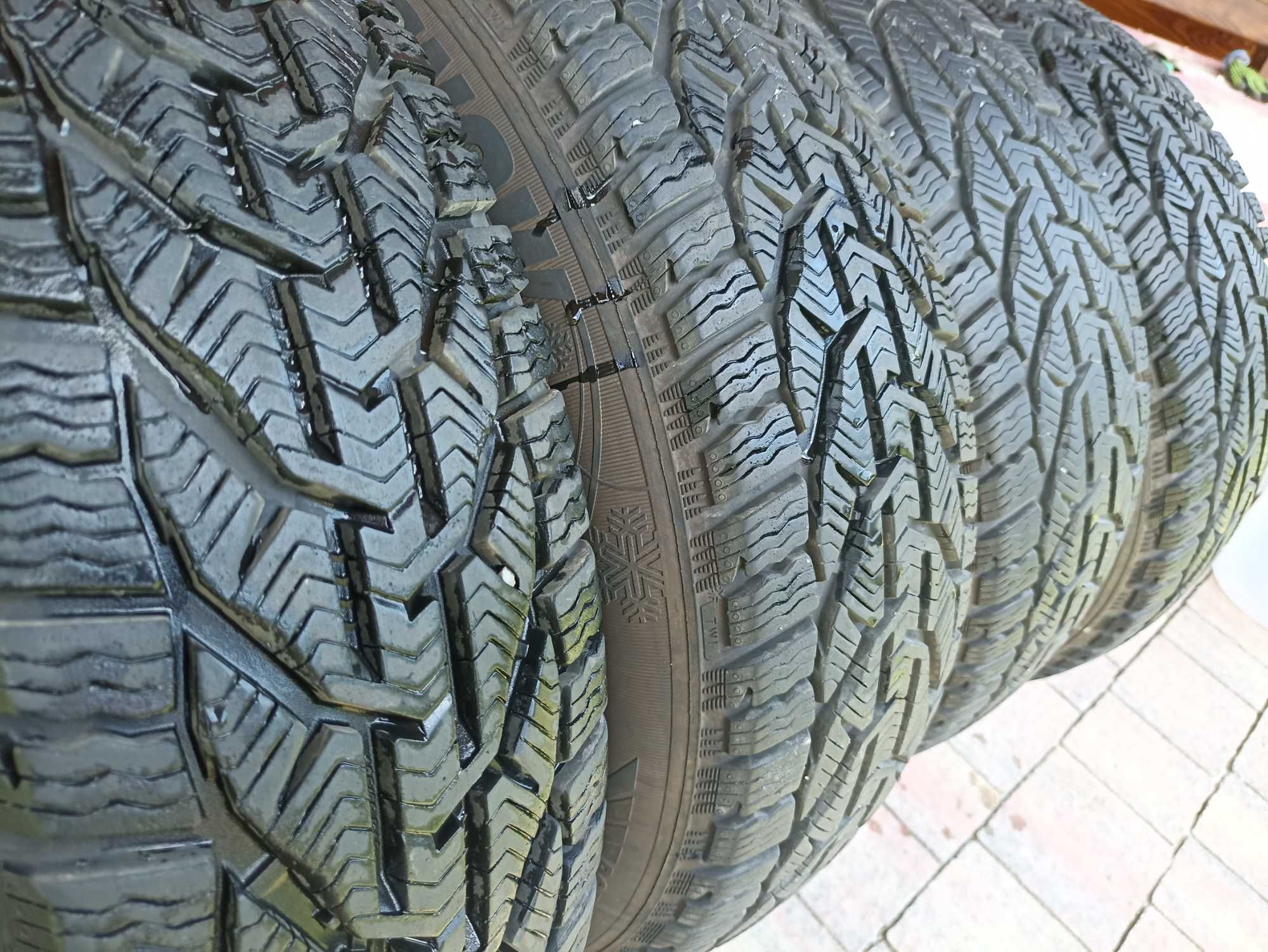 Kormoran SNOW 185/65/R15 zimówki...  4szt.jak nowe