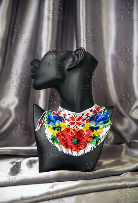 Чокер-кольє з бісеру з бахромою