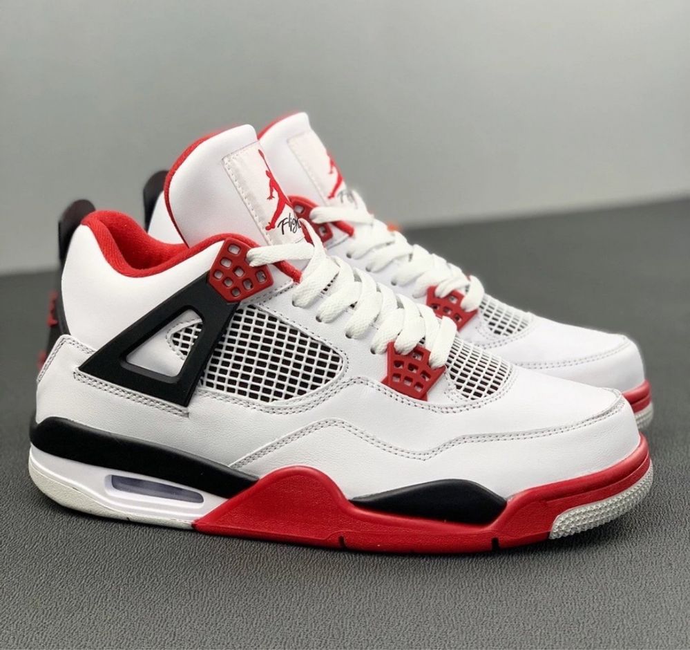 Jordan 4 Fire red