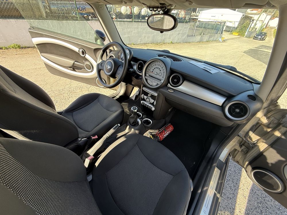 Mini Cooper 1.6 D 2010