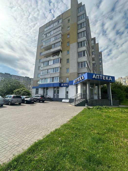 ЮВІЛЕЙНИЙ 132м2 Продам ФАСАДНЕ КУТОВЕ приміщення з Парковкою