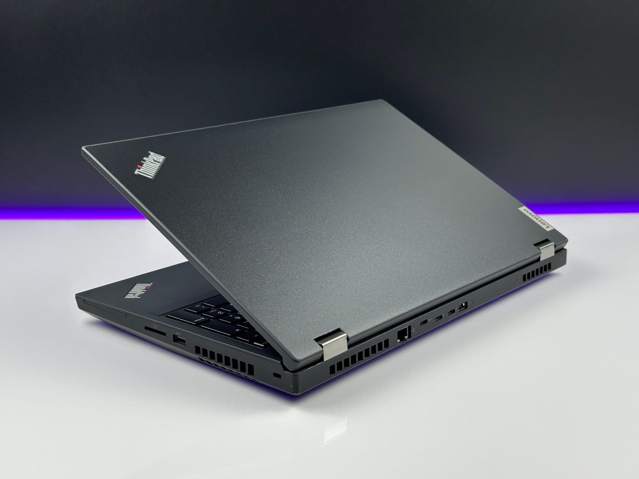 Laptop Lenovo ThinkPad P15 Gen 1 | i7-10850H / FHD / T1000 / US