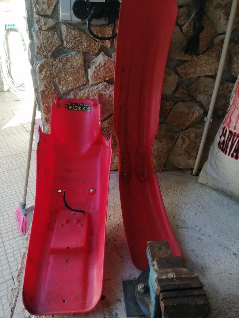Guarda lamas ORIGINAIS Honda XR.