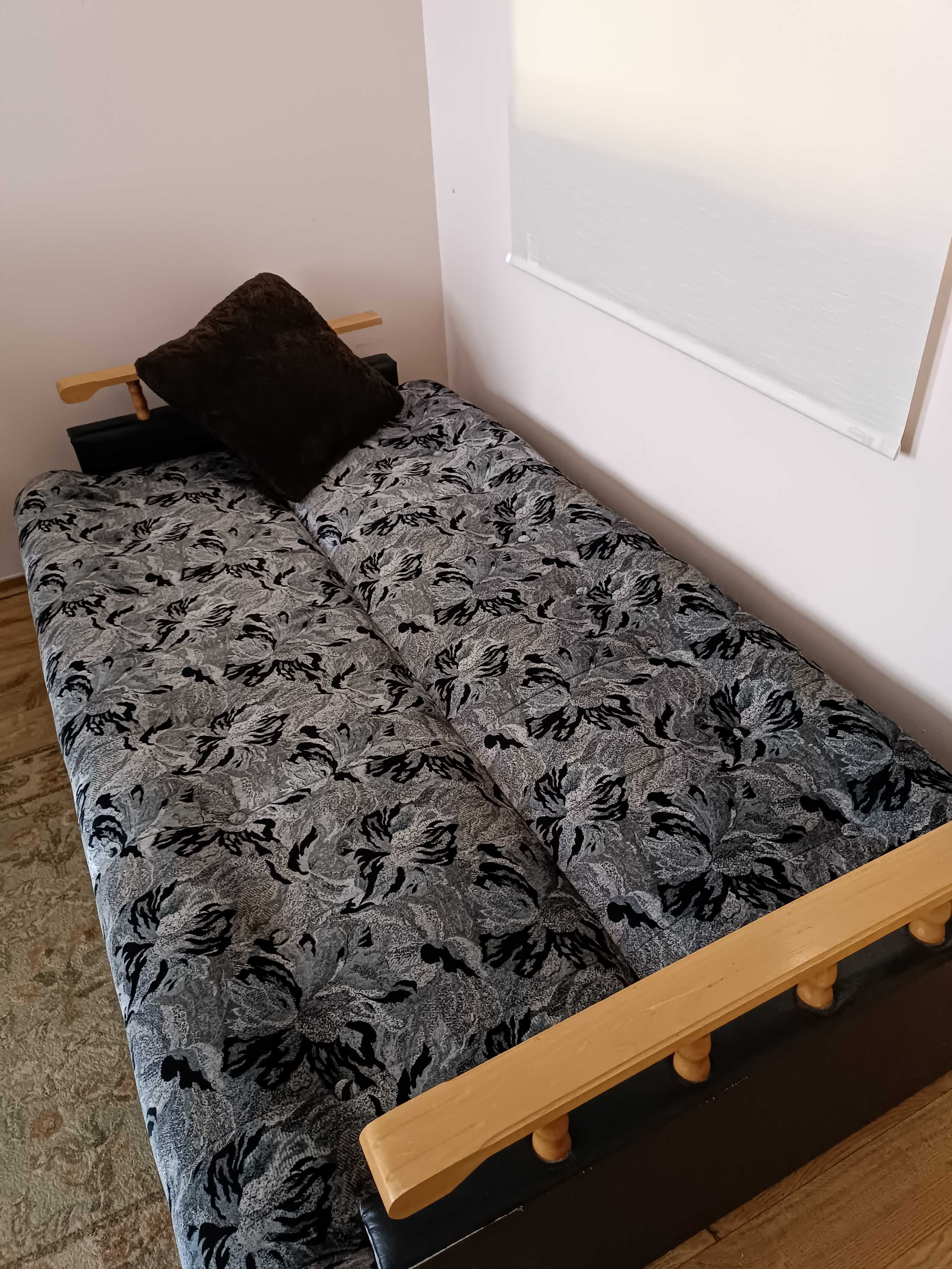 Łóżka na sprzedaż