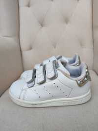 Tenis adidas Stan Smith T25