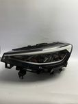 lampa lewa przód  VW ID.4 ID4 FULL LED