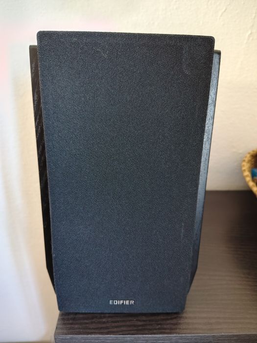 Colunas edifier R1855DB