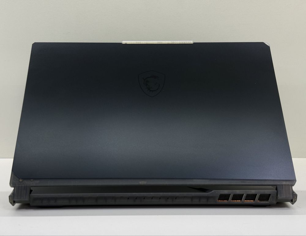 RTX 4060 8GB | 32 DDR5 512SSD | Core i7-12650H | 144Hz | MSI Cyborg 15