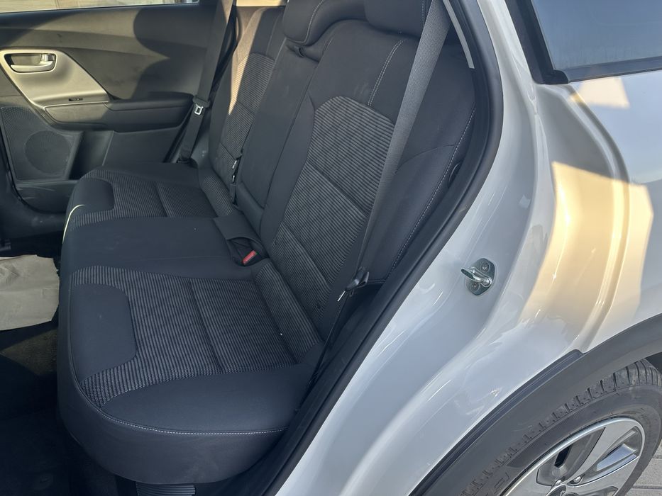 KIA Niro Hybrid ідеальний стан