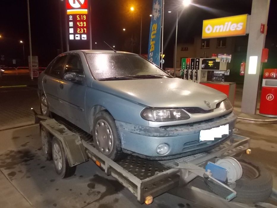 Renault Laguna I po lifcie,,1,9 DTI, jasnobłekitny metalik,na części