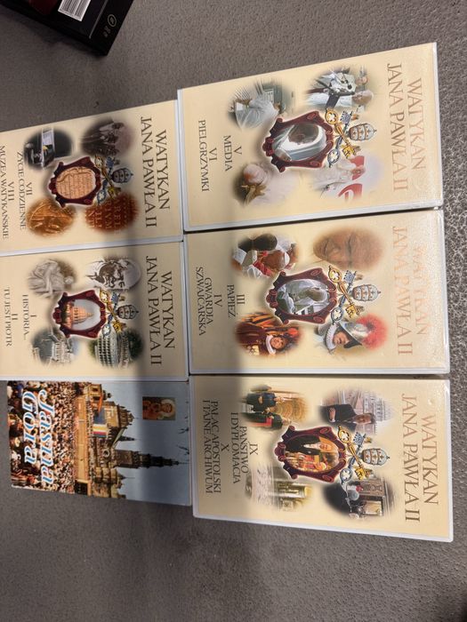 Unikat! Kasety VHS – Jan Paweł II, Watykan, Gwardia Szwajcarska