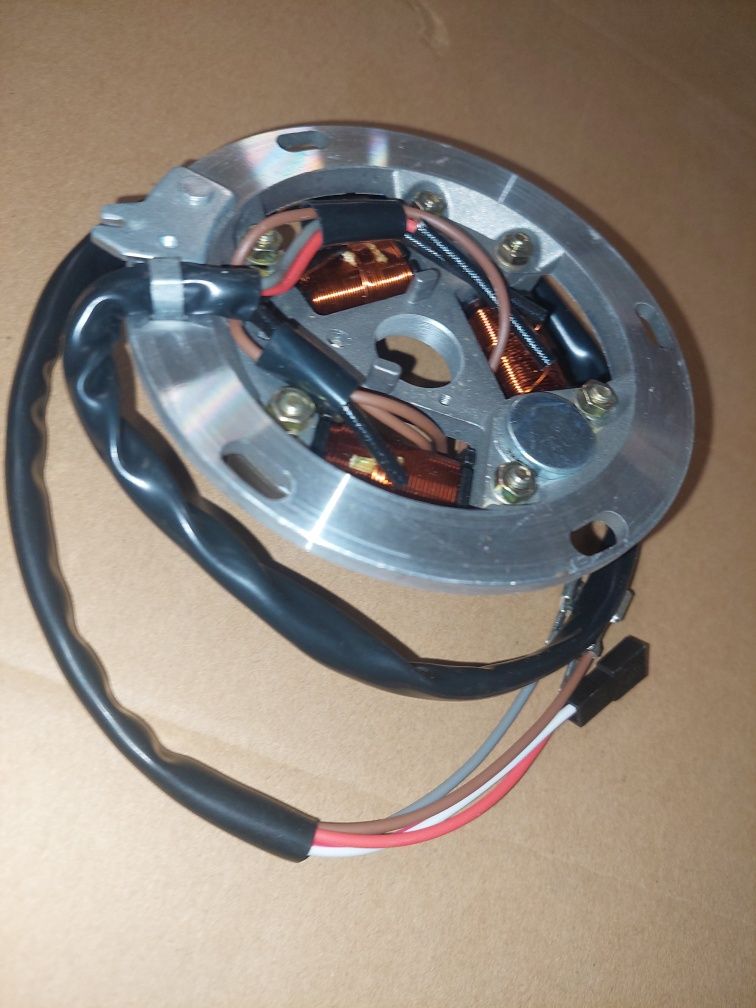 Fabrycznie nowy iskrownik zaplon stator silnika simson s50 s51 s53 sr