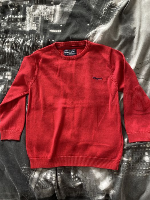 NOWY. Czerwony sweter chłopięcy 110
