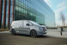 Wynajem busa Volkswagen Multivan 150KM 2.0TDI DSG 7-osobowy