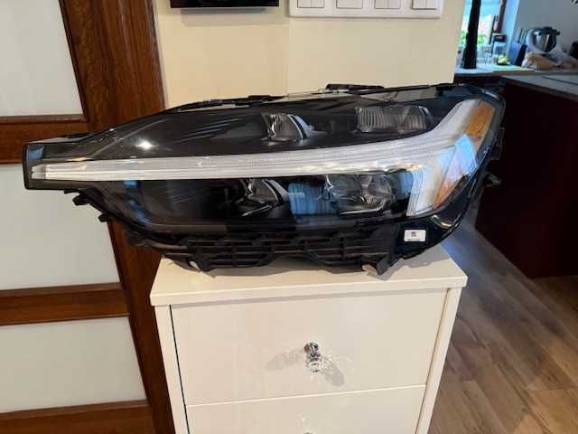 Lampa Reflektor FULL LED MID LED USA Volvo XC60, Igła