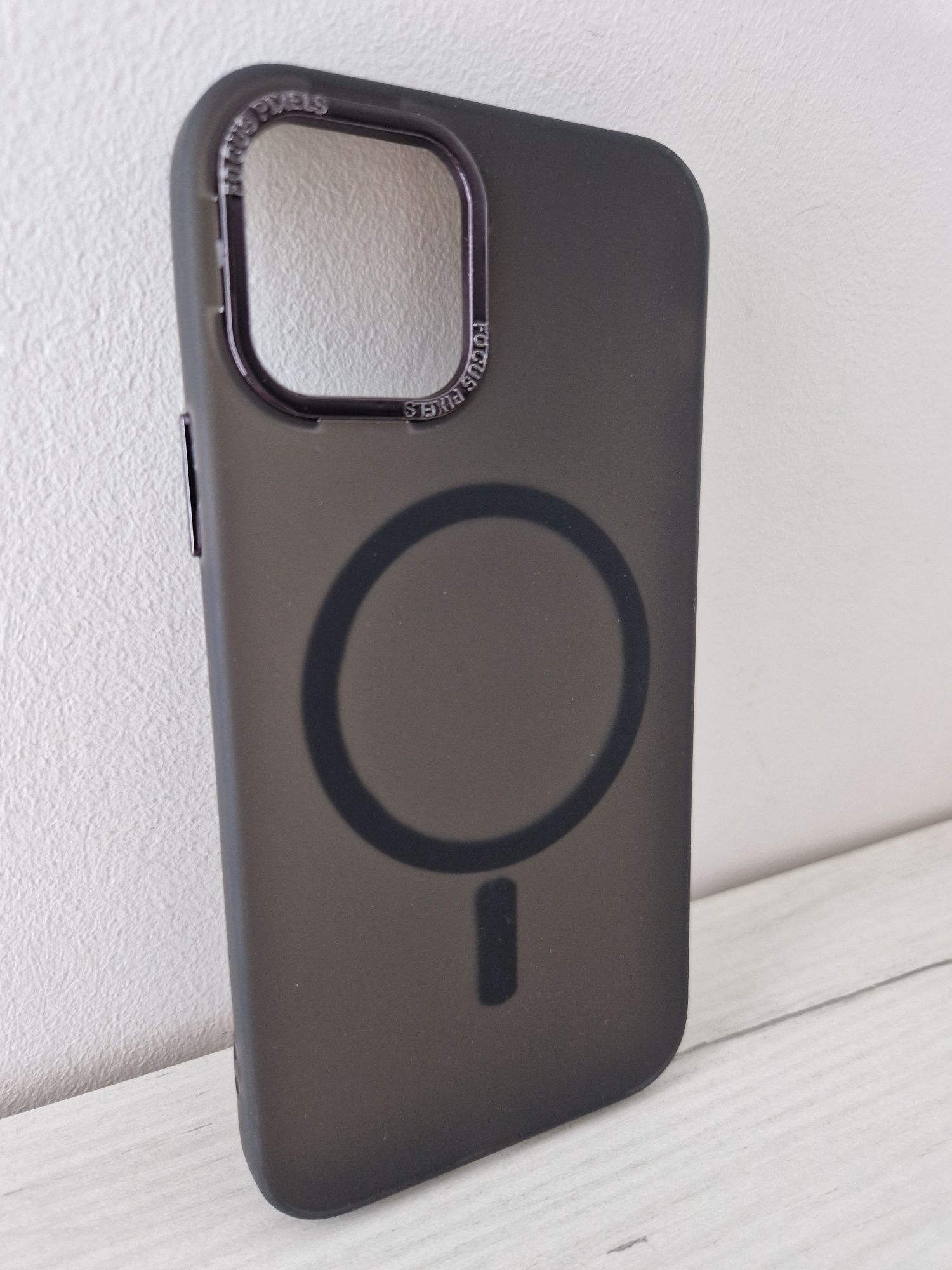 Magnetic Frosted Case do Iphone 11 Pro różne kolory