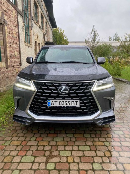 Авто Lexus LX450  2016r