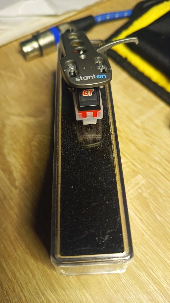 System wraz z headshell do gramofonu  igła i wkładka GT Stylus