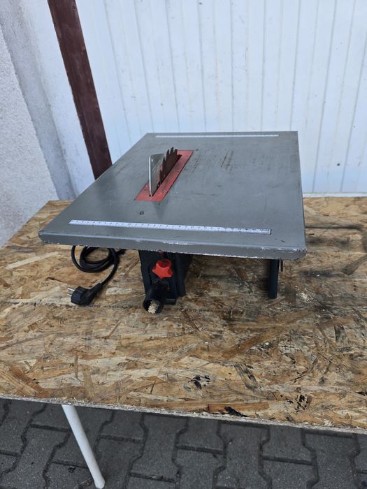 Piła stołowa-krajzega niemiecka 720 W