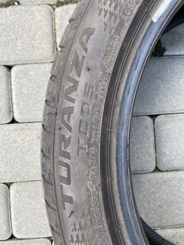 Opona letnia 225/45/19 Bridgestone Turanza z 2022 roku