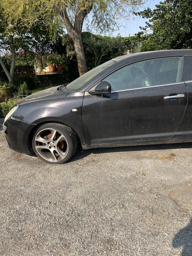 Alfa romeo mito avariado