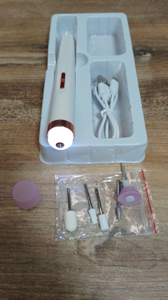 Frezarka do paznokci manicure (pilnik) ładowana na USB