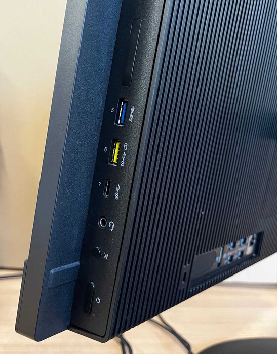 Komputer stacjonarny AIO LENOVO ThinkCenter M920z i5/16GB/256GB M.2