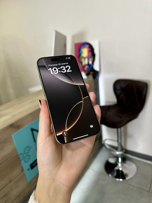 Iphone 16 Pro 256 Gb 98% як Новий Natural Titanium Розстрочка Обмін
