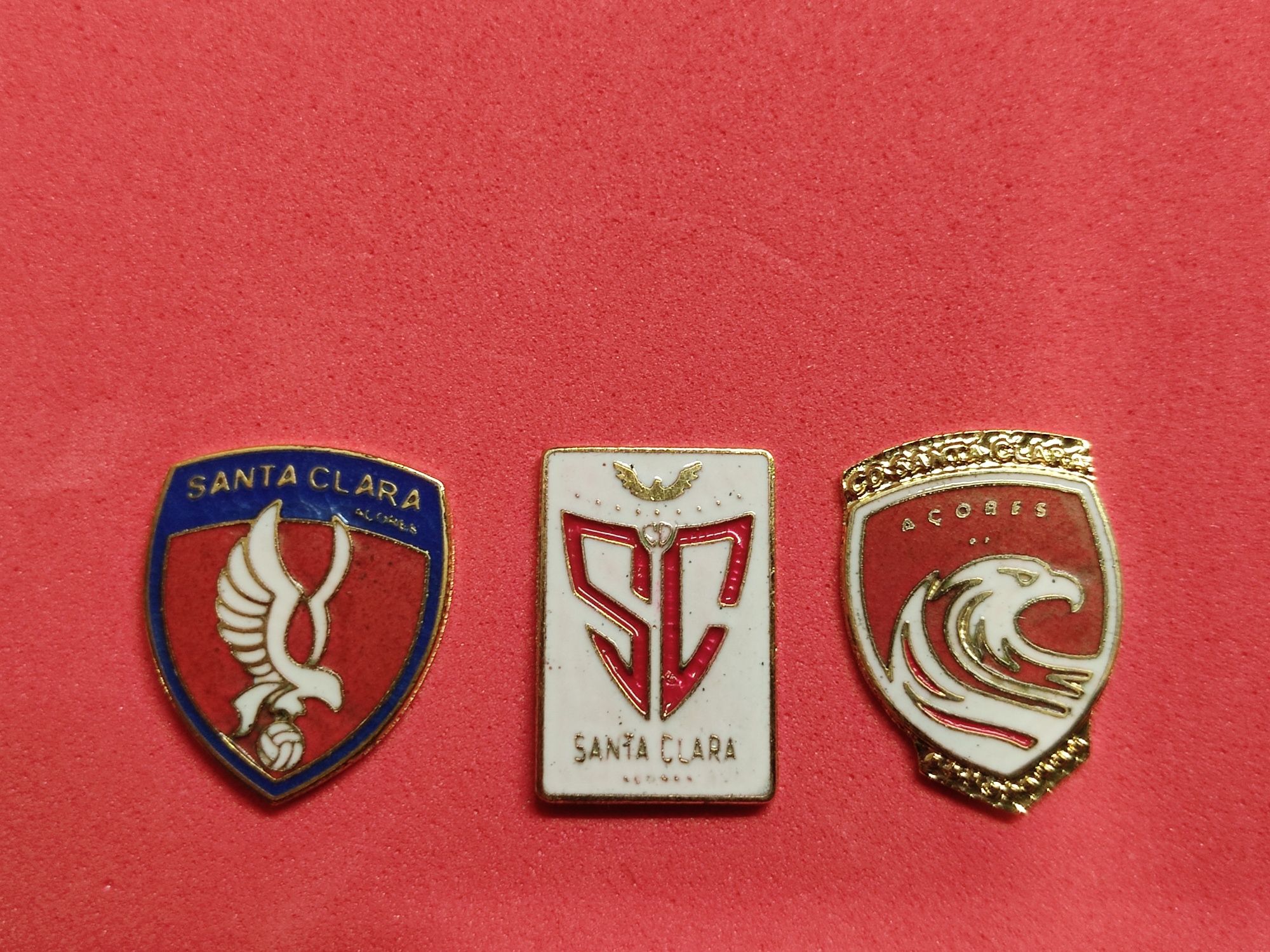 Pin emblema CD Santa Clara Ponta Delgada 3 diferentes