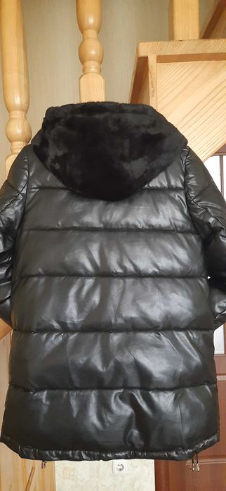 Жіноча куртка пальто демі