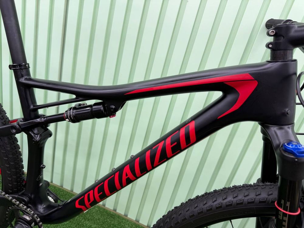 Акція Топовий карбоновий Двухпідвіс М 29 Specialized Epic Comp 2018
