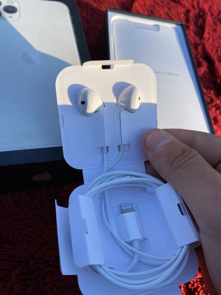 Apple EarPods With Lightning Original / Оригинал