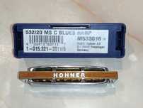 Губная гармошка Hohner.